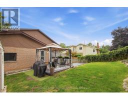 8 PICKWICK PLACE - 39