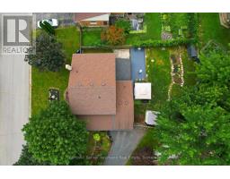 8 PICKWICK PLACE - 42