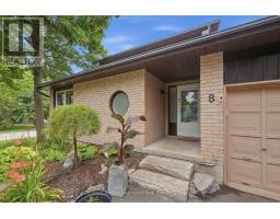 8 PICKWICK PLACE - 47