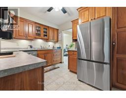 58 KEMP CRESCENT - 13