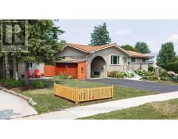 58 KEMP CRESCENT - 3