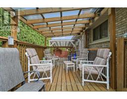 58 KEMP CRESCENT - 36