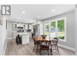 20 QUEEN STREET W - 12