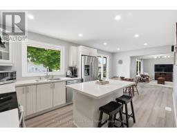 20 QUEEN STREET W - 15