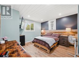375 VICTORIA STREET W - 23