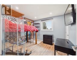 375 VICTORIA STREET W - 24