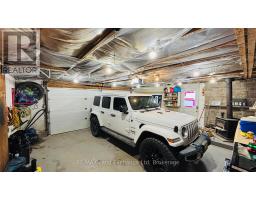 1041 MAIN STREET - 31