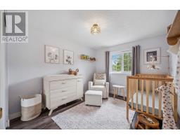 20 PRATT PLACE - 12