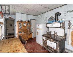 1099 WOLFKIN LAKE ROAD - 11