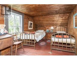 1099 WOLFKIN LAKE ROAD - 26