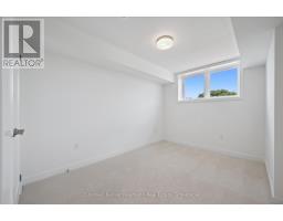25 - 940 ST DAVID STREET N - 13