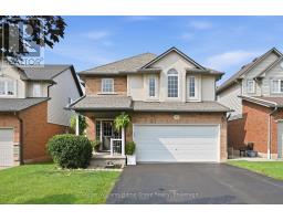 31 VINIFERA DRIVE - 1