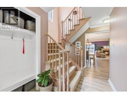 31 VINIFERA DRIVE - 21