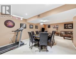 31 VINIFERA DRIVE - 35