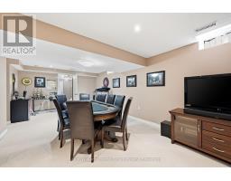 31 VINIFERA DRIVE - 36