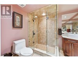 31 VINIFERA DRIVE - 43