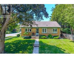 31 TORRANCE CRESCENT - 2