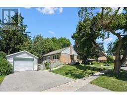 31 TORRANCE CRESCENT - 35