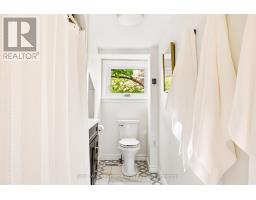 61 ESSEX STREET - 21