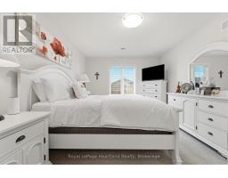 251 LAKEBREEZE DRIVE - 17