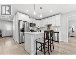 251 LAKEBREEZE DRIVE - 6