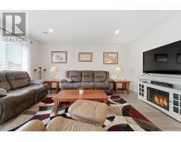 251 LAKEBREEZE DRIVE - 9
