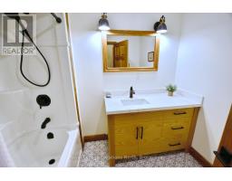446070 JOHNSTON S SIDE ROAD - 28
