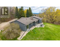 446070 JOHNSTON S SIDE ROAD - 44