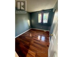 22 CALAIS PLACE W - 3