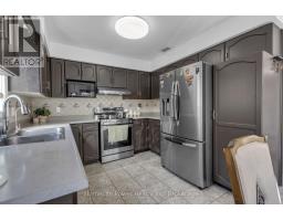 35 BORLAND DRIVE - 17