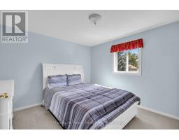 35 BORLAND DRIVE - 20