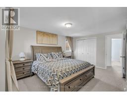 35 BORLAND DRIVE - 23