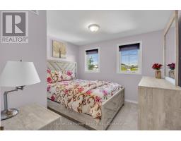 35 BORLAND DRIVE - 25