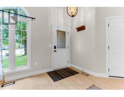 148 CLAIRFIELDS DRIVE W - 11