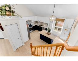 148 CLAIRFIELDS DRIVE W - 16