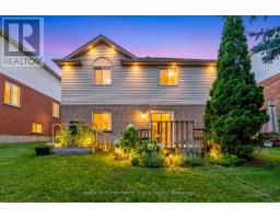 148 CLAIRFIELDS DRIVE W - 3