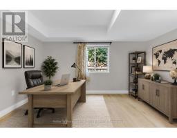 148 CLAIRFIELDS DRIVE W - 32