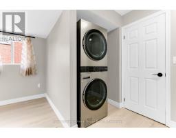 148 CLAIRFIELDS DRIVE W - 34