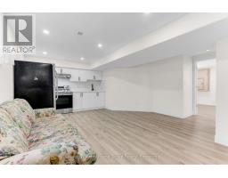 148 CLAIRFIELDS DRIVE W - 35