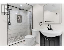 148 CLAIRFIELDS DRIVE W - 41