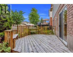 148 CLAIRFIELDS DRIVE W - 43