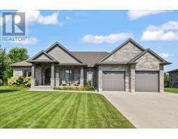 429 MCCULLOUGH CRESCENT - 2