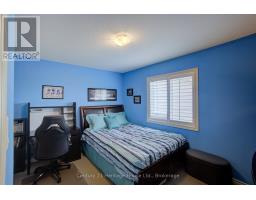 79 LAUGHLAND LANE - 25