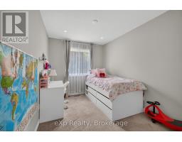 4 - 975 STRASBURG ROAD - 17