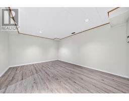 85 UPTON CRESCENT - 44