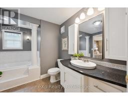 18 JASPER HEIGHTS PRIVATE - 24