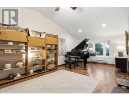 116 EMMA STREET - 15
