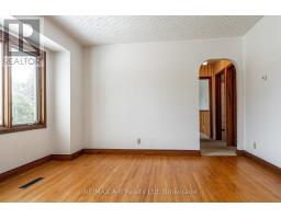 34 WARNER STREET - 8