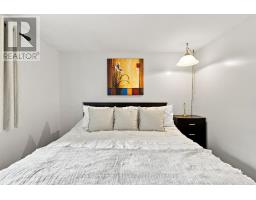 27 CAREY CRESCENT - 15