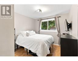 27 CAREY CRESCENT - 17